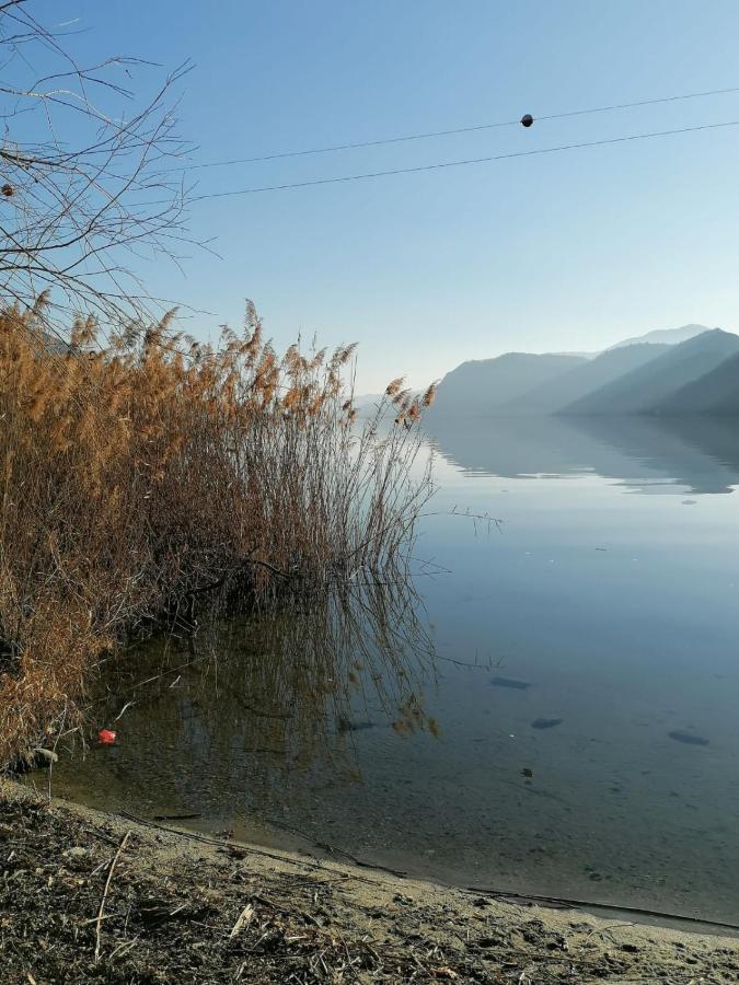 Casa Al Lago أومغنا المظهر الخارجي الصورة